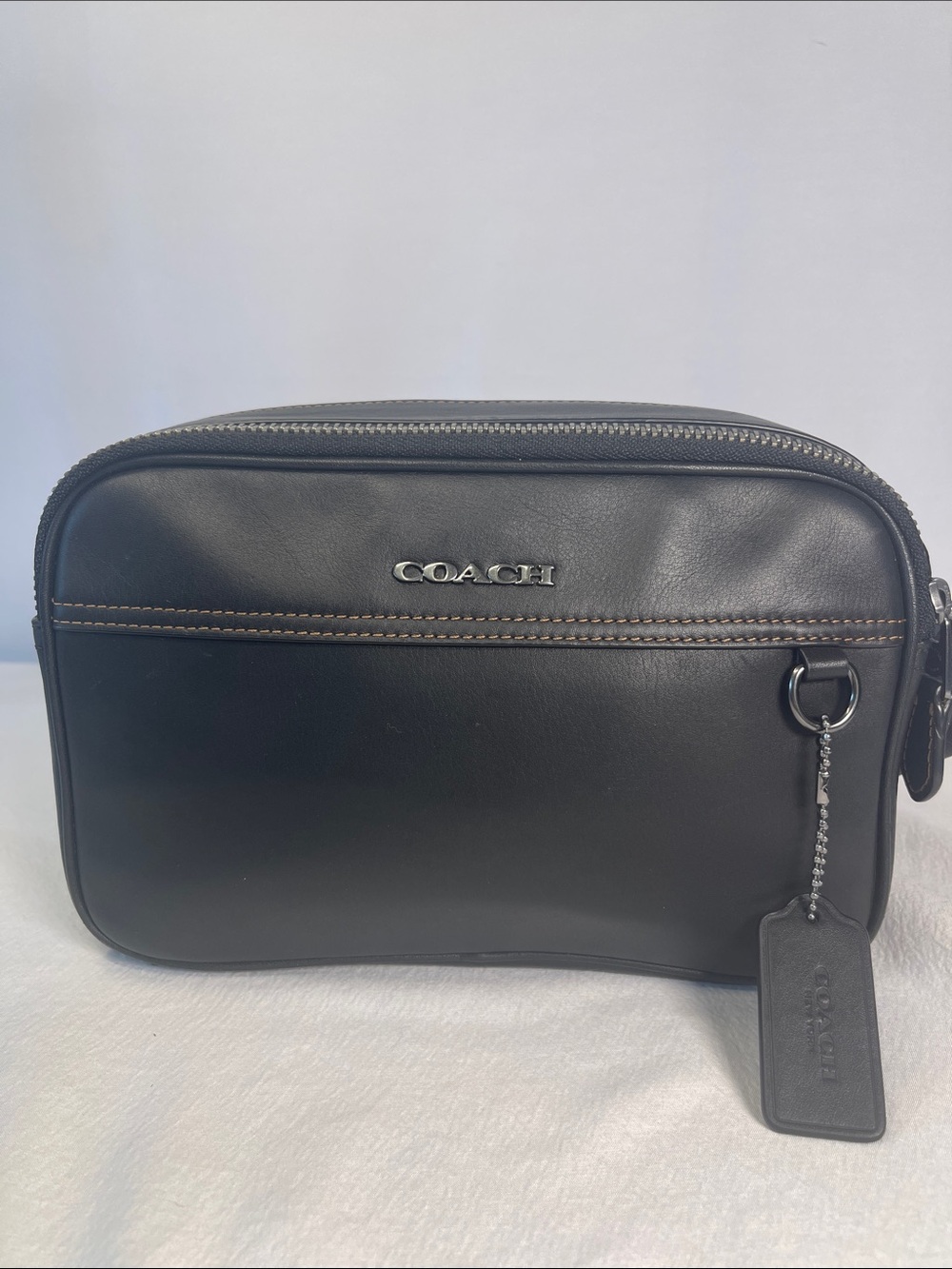 Coach H2144-C4148 Graham Crossbody Bag Black Smooth Leather Men’s Unisex